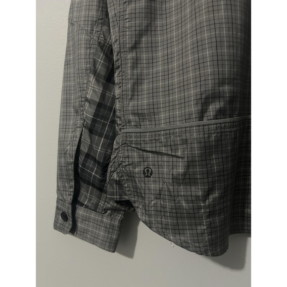 Lululemon Jacket Men’s Gray Large Plaid Shirt Reversible Reflective Windbreaker - Picture 9 of 16